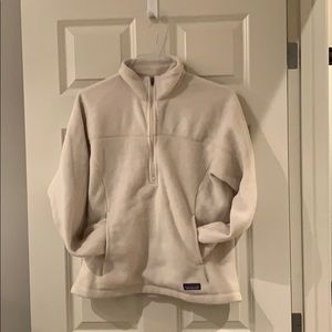 Patagonia - vintage cream fleece